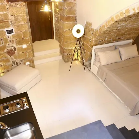 Fuer 3 Personen Ca 30 Qm In Cefalu, Sizilien Nordkueste Von Sizilien * Cefalu